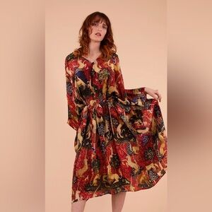 Samantha Pleet Valerian Dress Cape Robe Red Tapestry with Sash Large